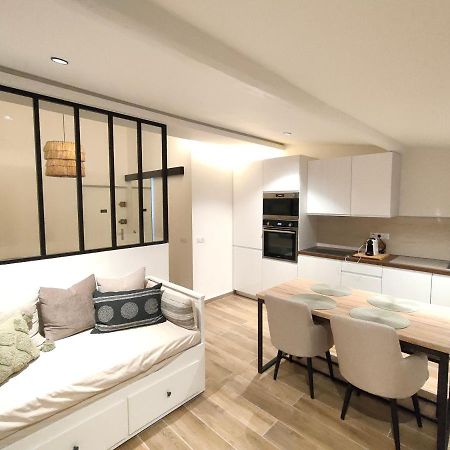 Joli Appartement Port De Ница Екстериор снимка