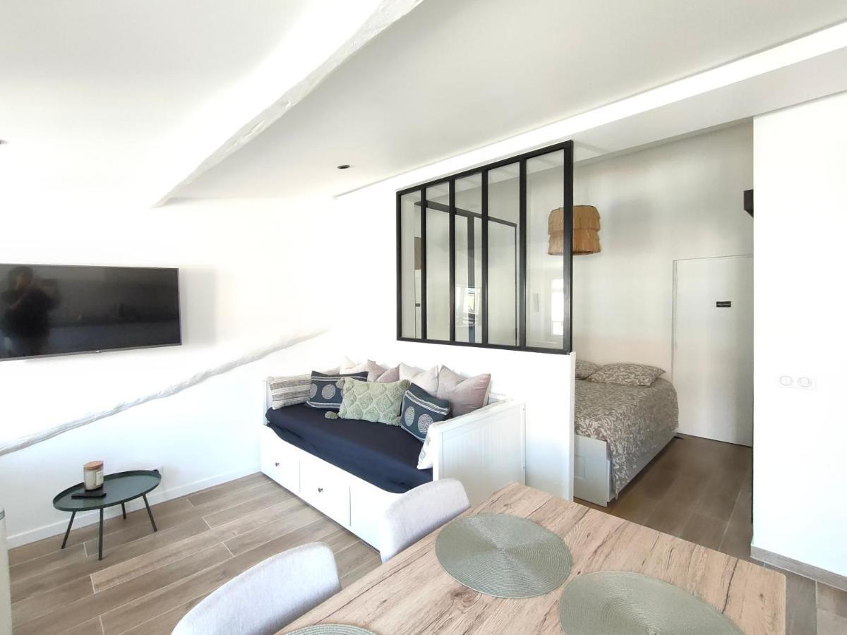Joli Appartement Port De Ница Екстериор снимка
