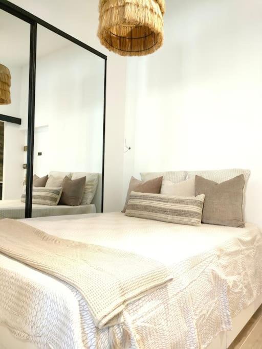 Joli Appartement Port De Ница Екстериор снимка